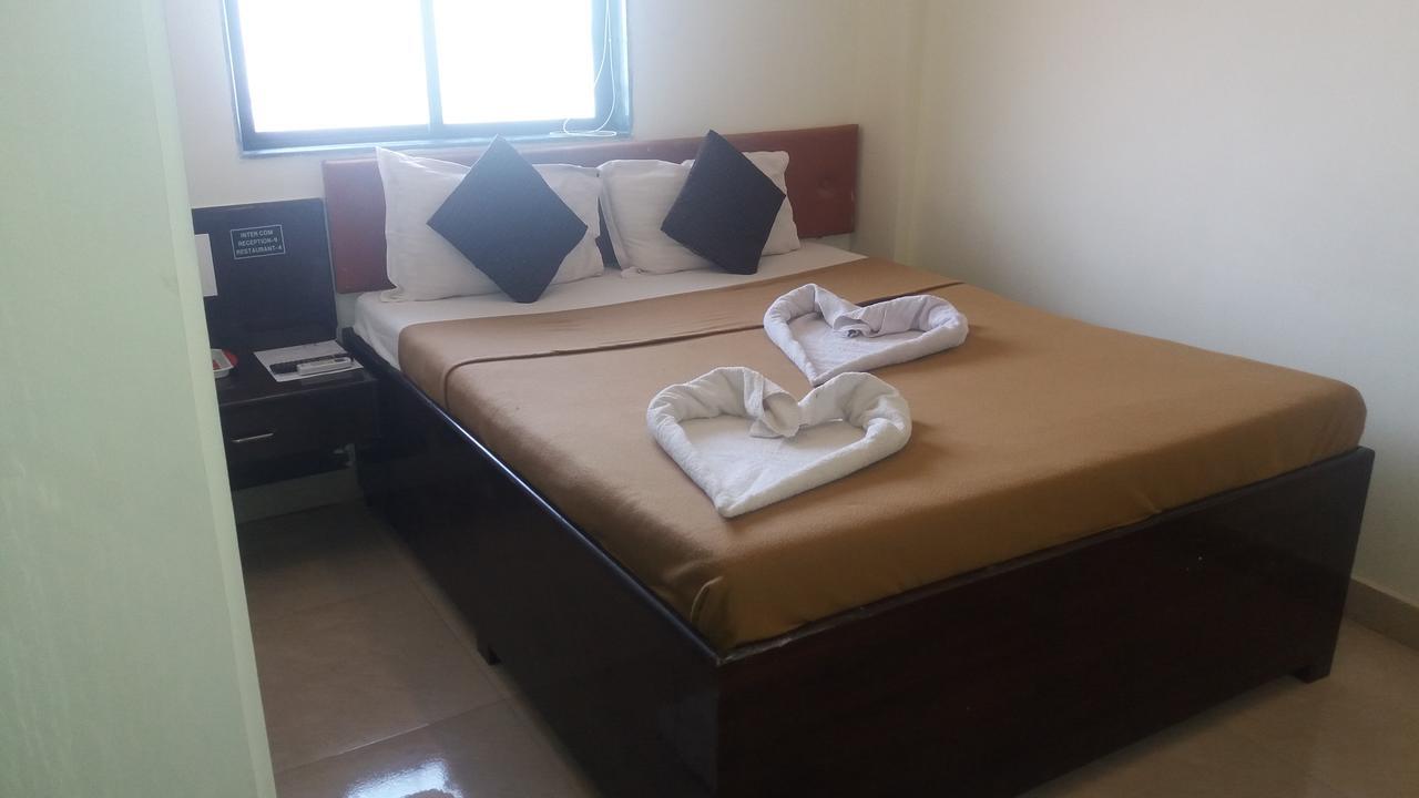 Hotel O Silver Leaf Pancsgani Kültér fotó